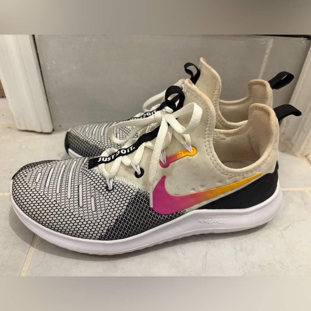 Nike Women’s Free TR8 size 8